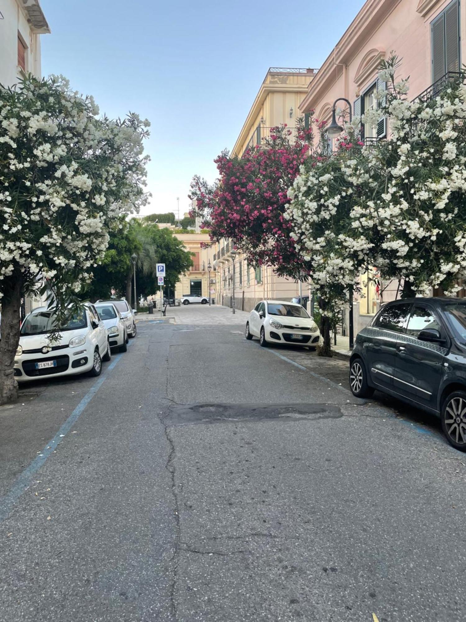 La Cattedrale Hotel Reggio Calabria Exterior photo